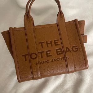 Marc Jacobs The Leather Small Tote Bag